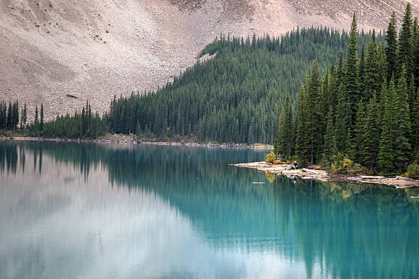 istock Lake Moraine, Banff 599961010