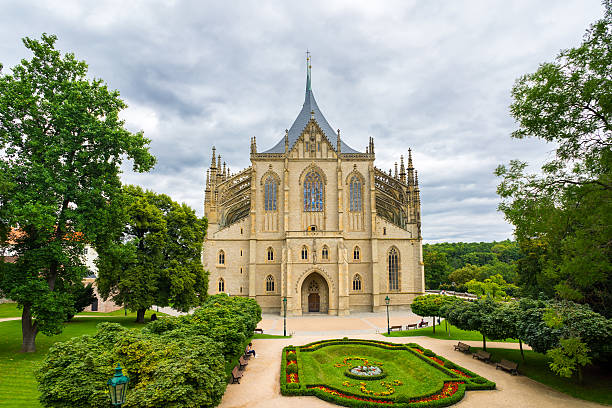 istock Saint Barbaras Church Kutna Hora 599978632