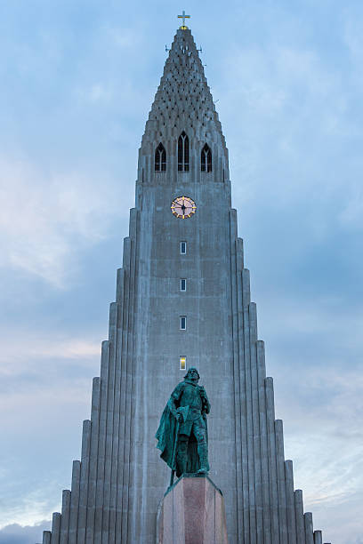 istock Hallgrimskirkja, Reykjavik, Iceland 599998738