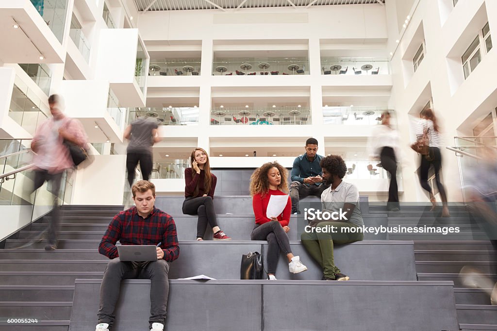 Interior Of Busy University Campus Building With Students - Lizenzfrei Campus Stock-Foto