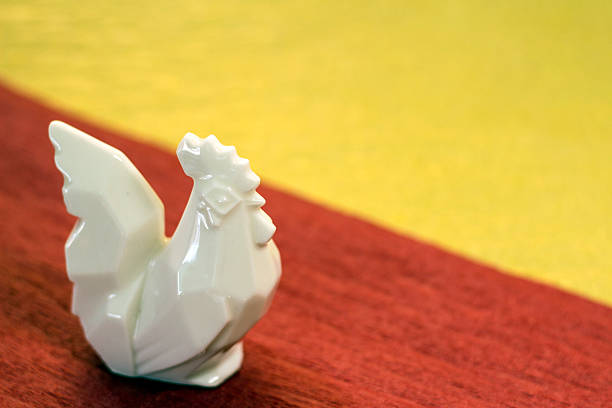 istock Pottery rooster on the Japanese handmade paper 600059332