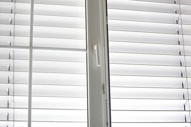 pvc window with blinds - sunblinds imagens e fotografias de stock