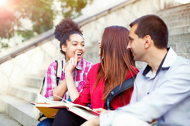 istock Students outdoor with books 600076060