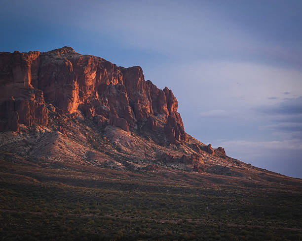 istock Superstition Mountains Red Rocks Green Desert Saguaro Cactus Trails Sunset 600085448