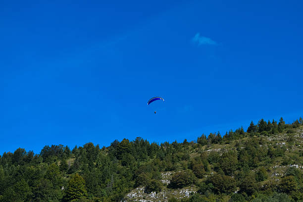 istock Paragliding sport with nice landscapes 600091522