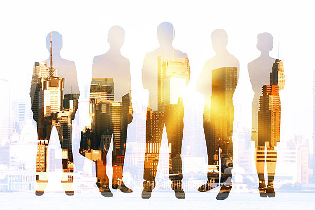 istock Businesspeople on city background 600138068