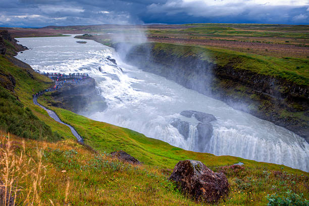cachoeira gullfoss, islândia. - gullfoss falls - fotografias e filmes do acervo