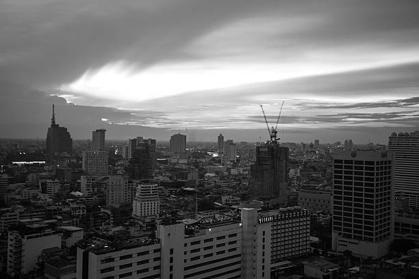 istock Bangkok evening in black and white 600141148