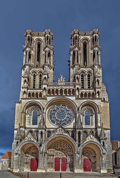 Laon Cathedral, France Laon Cathedral is one of the most important examples of the Gothic architecture of the 12th and 13th centuries located in Laon, Picardy, France. Facade Laon stock pictures, royalty-free photos & images