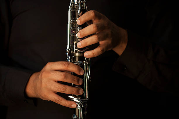 clarinete reproductor de - oboe fotografías e imágenes de stock