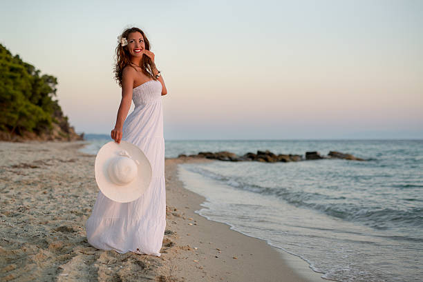 istock Girl On The Beach 600397524
