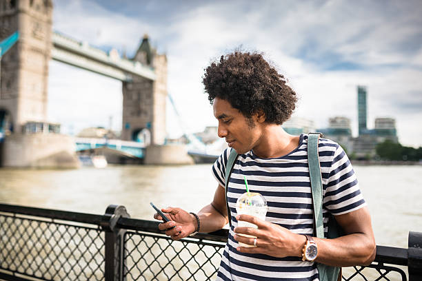 istock tourist realxing in london 600401116