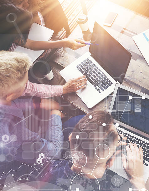 istock Global Strategy Connection Virtual Icon Graph Interface Diagram Marketing Research 600403656
