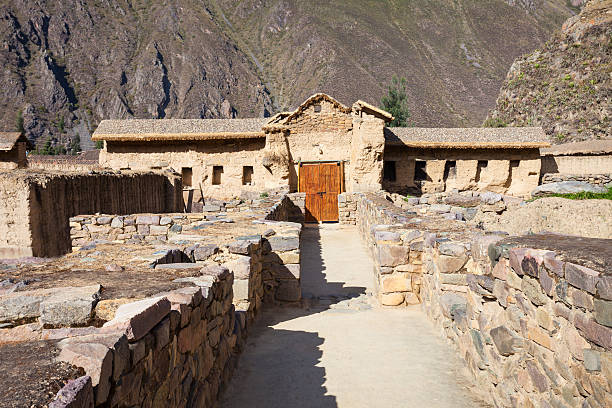istock Ollantaytambo Ruins 600412482
