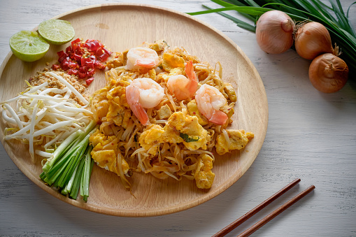 pad thai,Stir fry noodles with shrimp