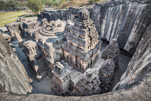 templo kailas, ellora - india statue carving history fotografías e imágenes de stock