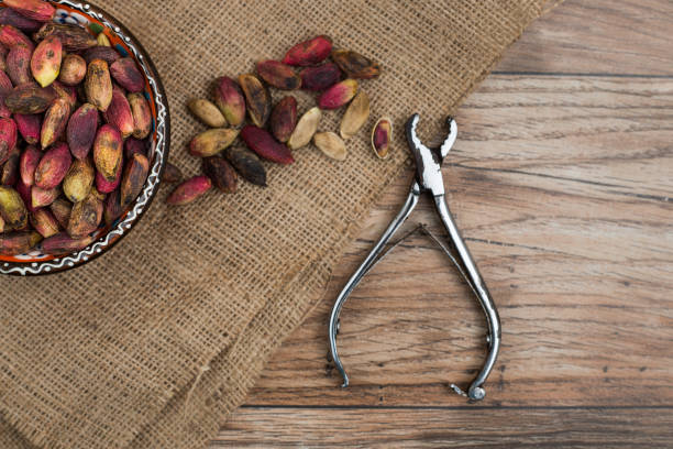 Pistachios in the dish
