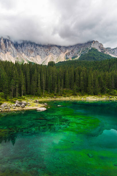 istock lake Misurina in the Alps 600990556