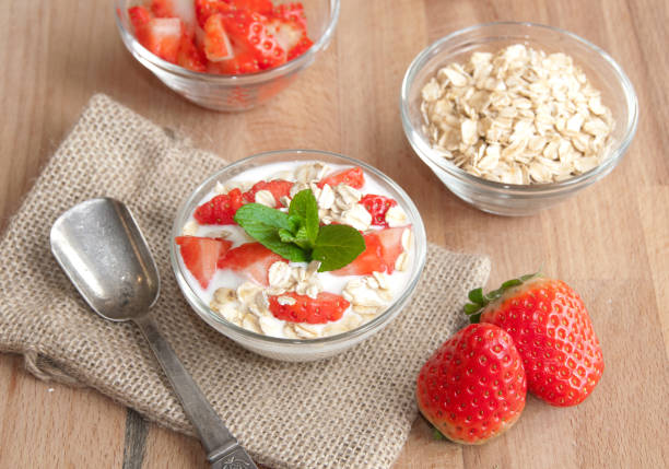 istock Yoghurt with oatmeals and strawberries 600992124