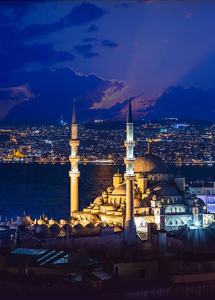 sirkeci istanbul - sultan ahmed mosque imagens e fotografias de stock