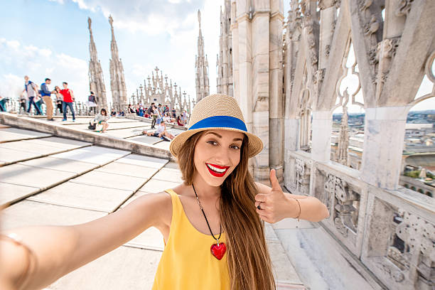 istock Woman traveling in Milan 601004346