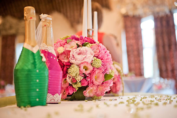 istock Wedding table decoration newlyweds in a pink - green palette 601035350