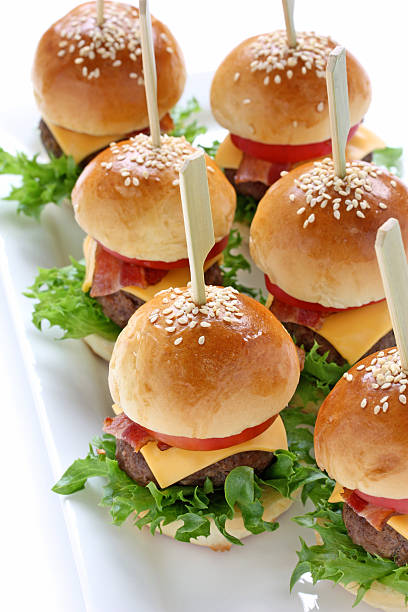 istock mini hamburgers, mini burgers 601116884