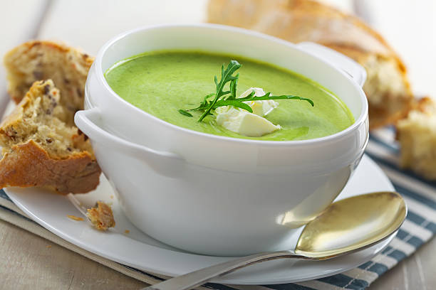 istock Bowl of cream soup 601122354