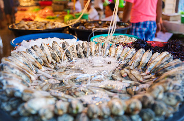 istock Asian fish market 601133362