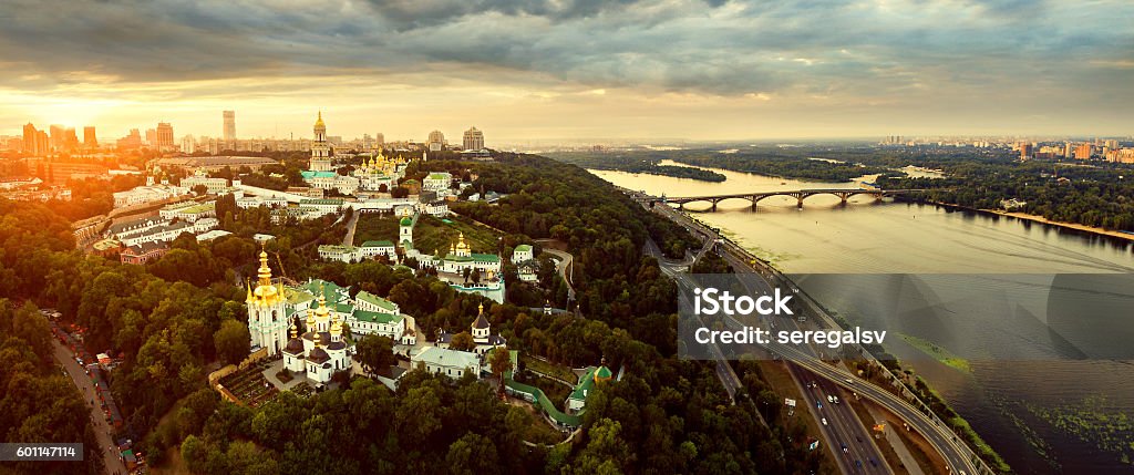 Luftaufnahme des Klosters Kiew-Pechersk Lavra, Ukraine - Lizenzfrei Kiew Stock-Foto