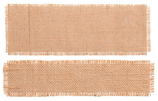 pieza de parche de tela de arpillera, tela rústica de saco de hessian, piezas rasgadas - textile burlap sewing patch fotografías e imágenes de stock