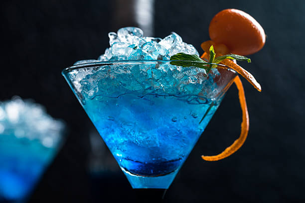 istock Blue cocktail in martini glasses 601387238