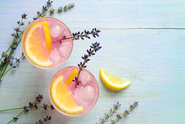 lavanda limonada tradicional - healthy drink imagens e fotografias de stock