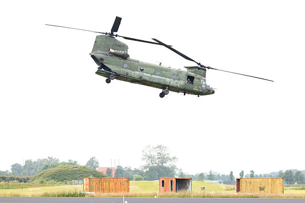 キング ch -47 軍用ヘリコプター - military airplane helicopter military boeing vertol chinook ストックフォトと画像