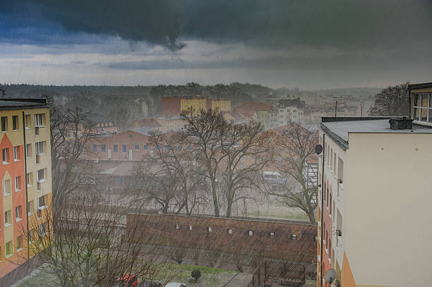 istock Heavy rain in the city 601906600