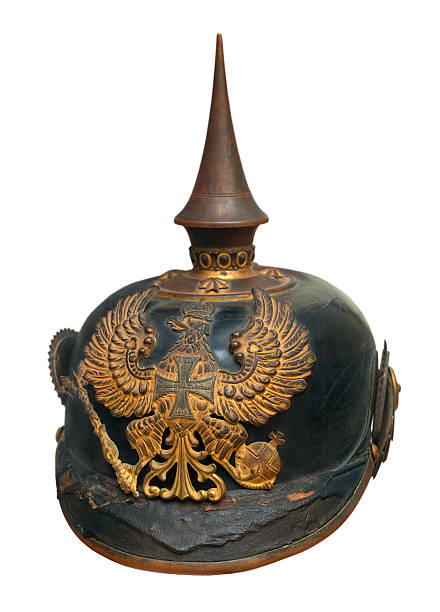 немецкий имперский военный шлем pickelhaube изолированы на белом - prussia стоковые фото и изображения