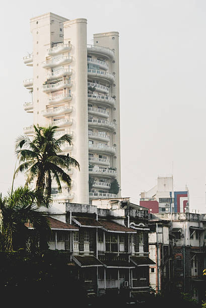 istock Building in Mumbai, India 603152478
