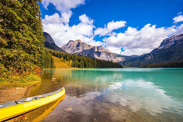 istock The mountain Emerald lake 603158888