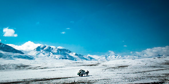 Transport at high altitude, Himalayas, Tibet