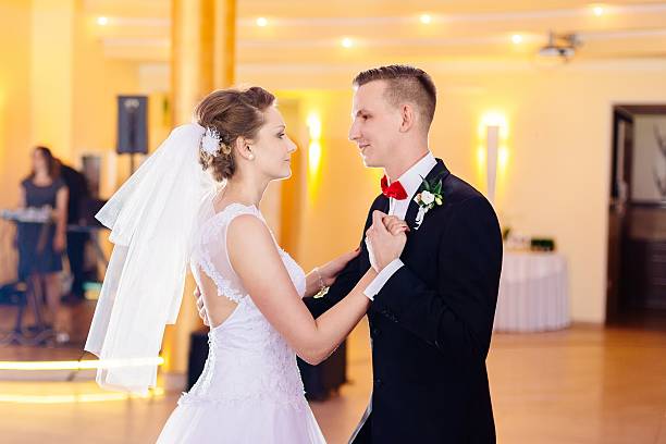 istock Newlyweds first dance on wedding party. 603188182