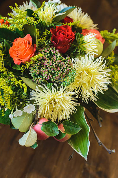 istock amazing autumn bouquet 603198620