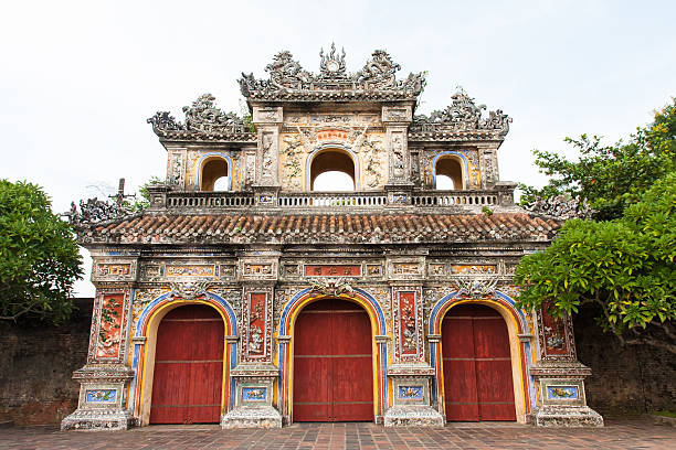 istock Royal gate in Hue, Vietnam 603254794