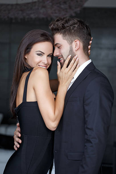 istock Stylish young couple indoor 603270614