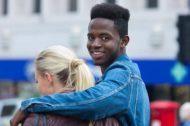 istock Young Love in the City 603317546