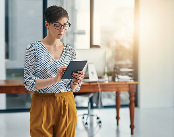 istock Aligning her skills with the world online 604001898