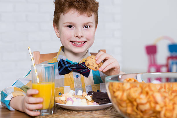 istock Popular menu for kids' birthday party 604027696