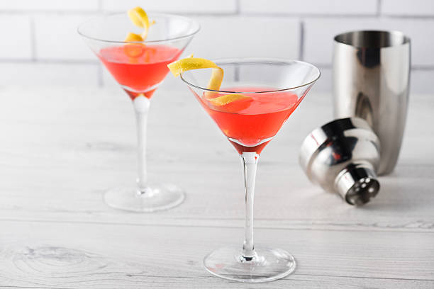 istock Fresh home made cosmopolitan cosmo cocktails 604371324