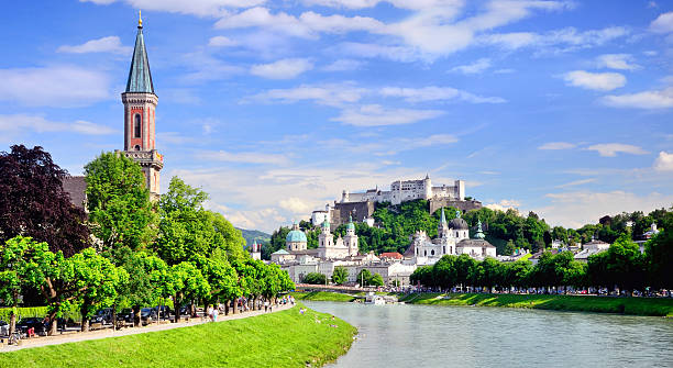 вид на salzburg - salzach river стоковые фото и изображения