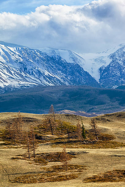 istock Altai mountains in Kurai area with North Chuisky Ridge 604873004