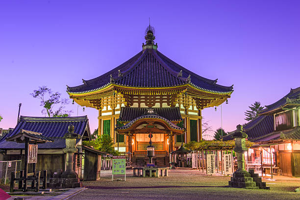 pavilion in nara, japan - 興福寺 奈良 個照片及圖片檔